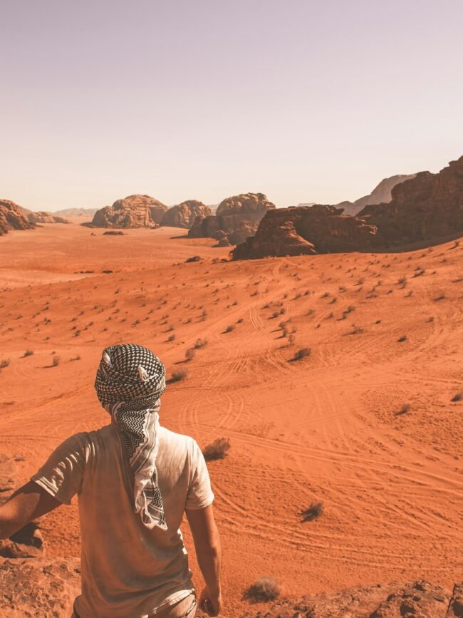 Tourists staying safe while traveling during a heat advisory in a hot destination